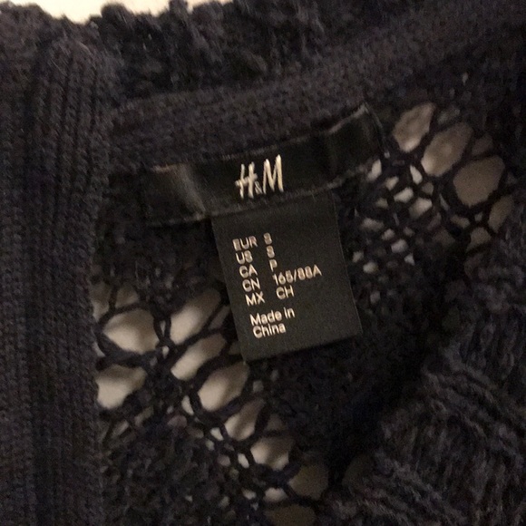 Cute H&M Sweater Small-Navy blue - Picture 2 of 3